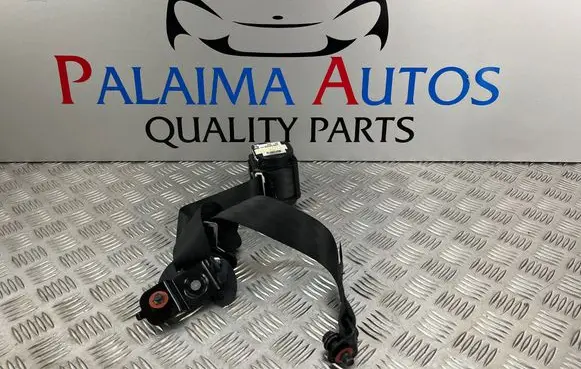 Hyundai ix35 Rear seatbelt 055971