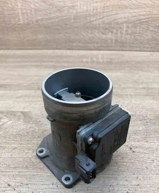 Volkswagen Sharan Mass air flow meter 037906461B AFH6010A USED