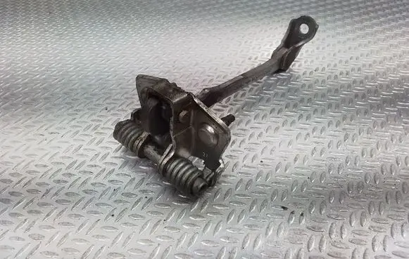 Opel Movano B Front door check strap stopper 804304453R