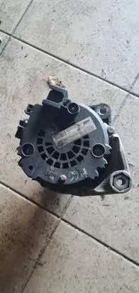 BMW 5 F10 F11 Generator/alternator 8507625