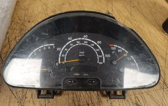 Mercedes-Benz Sprinter W901 W902 W903 W904 Speedometer (instrument cluster) 88311295 870013769 A0014460821