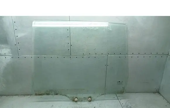 Hyundai Matrix Rear door window glass 