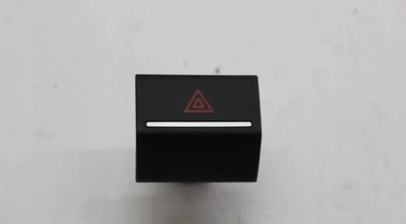 Volkswagen Beetle A5 Hazard light switch 5C5953509B