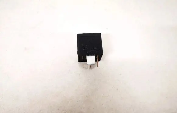 BMW 5 GT F07 Other relay 61366901469 v23136-j6-x48