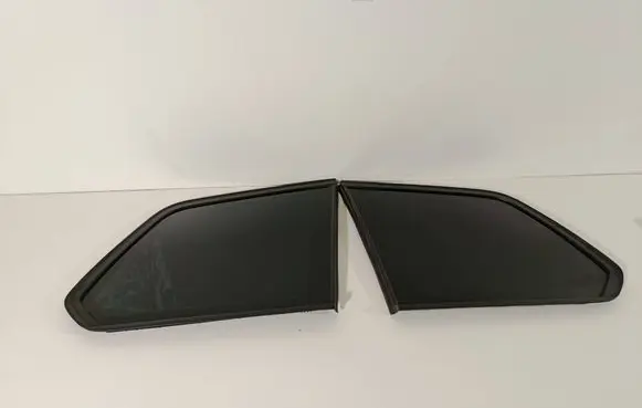 Volkswagen Golf VII Rear side window 5G9845297