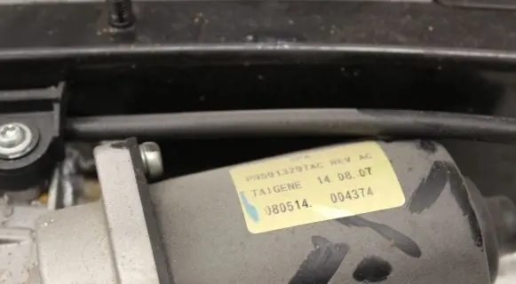 Chrysler Town u0026 Country V Sliding door motor assembly 68060499AHA