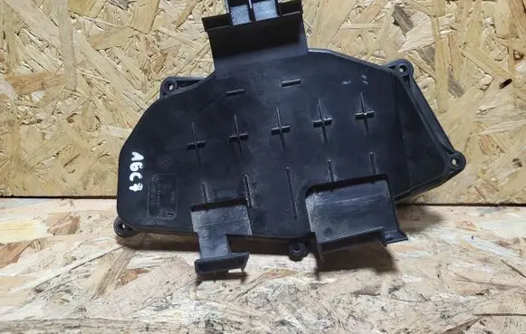 Audi A6 S6 C7 4G Fuse box cover 4G1907613B