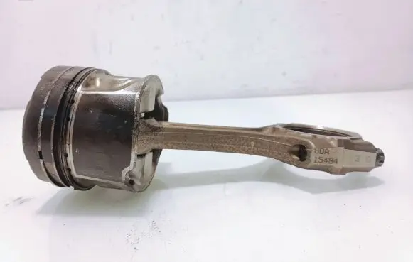 Toyota Corolla Verso AR10 Piston with connecting rod 8DA15484