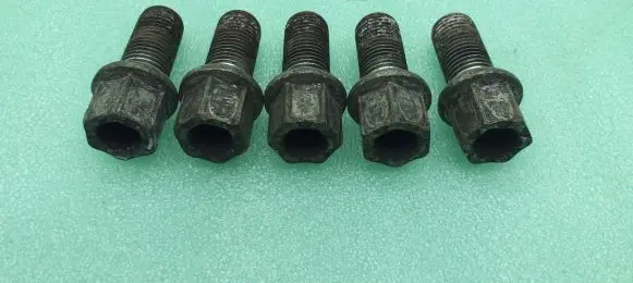 Volkswagen Sharan Nuts/bolts 