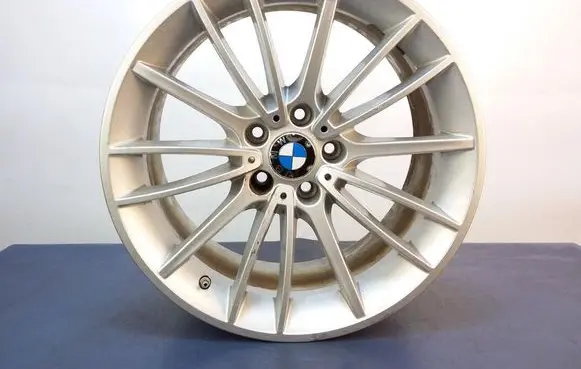 BMW 7 F01 F02 F03 F04 R18 alloy rim 6851076