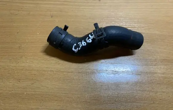 Mercedes-Benz S W221 Engine coolant pipe/hose A2218324494 C3664
