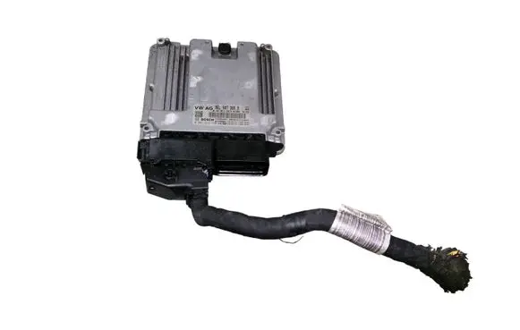 Audi A3 S3 8V Engine control unit/module 06L907309B