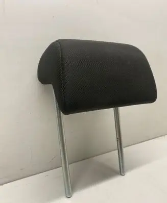 Nissan Qashqai Rear seat headrest 