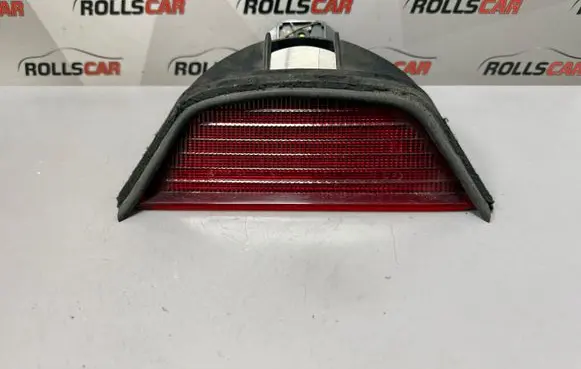 BMW 5 E39 Third/center stoplight 8385659