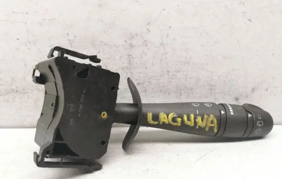 Renault Laguna II Wiper control stalk 820001224