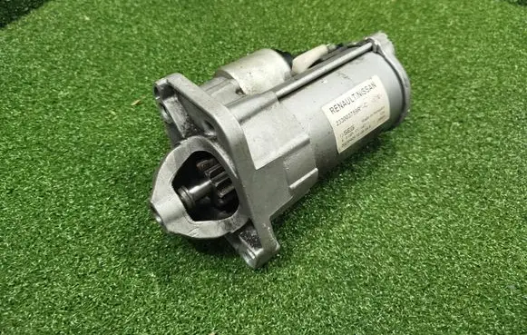 Mercedes-Benz Citan II Starter motor 233003759R 0001170647