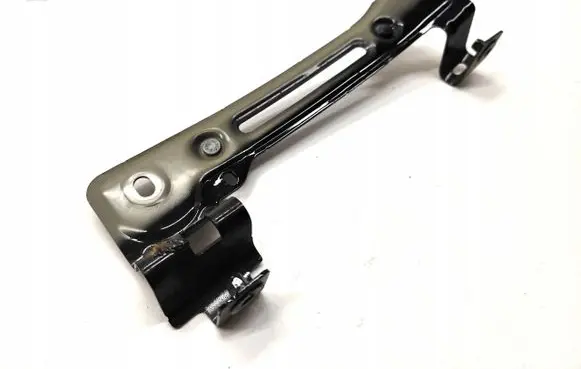 Audi Q7 4M Fender mounting bracket 4M0821432