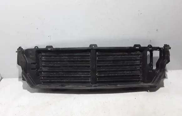 Volvo XC90 Intercooler air channel guide 31353796