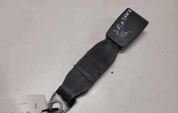 Hyundai Santa Fe Rear seatbelt buckle