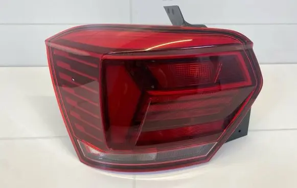 Volkswagen Polo Rear/tail lights 2G0945095B