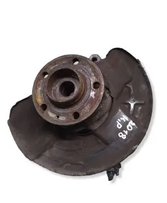 Volvo V70 Front wheel hub 9471943