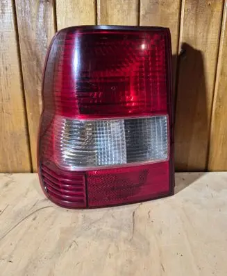 Mitsubishi Pajero Pinin Rear/tail lights MR416092