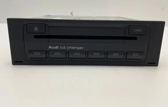 Audi A4 S4 B7 8E 8H CD/DVD changer 8E0035111 CXCA1090L