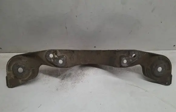 BMW 3 E46 Rear differential/diff mount bracket 1094421