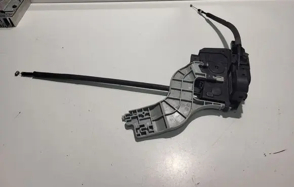 KIA Sportage Rear door lock
