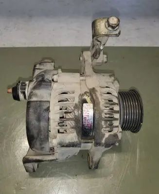 Isuzu D-Max Generator/alternator 8973697161