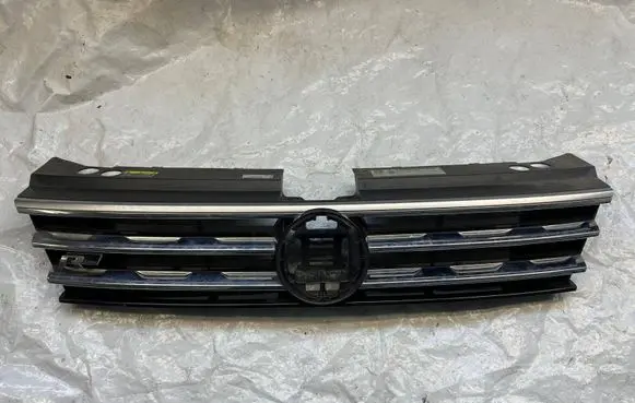 Volkswagen Tiguan Allspace Front bumper upper radiator grill 5NA853653 5NA853653B