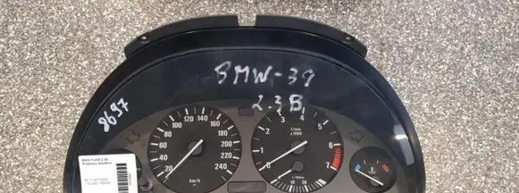BMW 5 E39 Speedometer (instrument cluster) 8375900