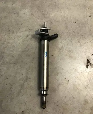 Mercedes-Benz GLE W167 Fuel injector A2560705600 0261500805