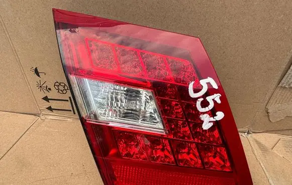 Mercedes-Benz E W212 Tailgate rear/tail lights 2129060158