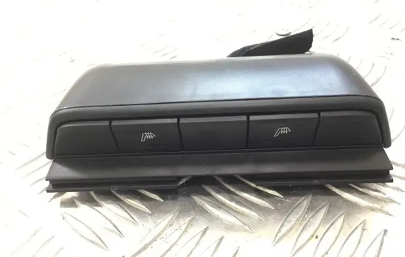 KIA Sportage Seat heating switch 93300D9001