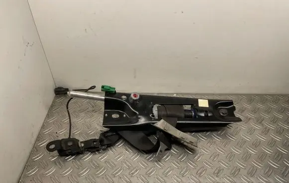 Volvo S80 Front seatbelt 39806010