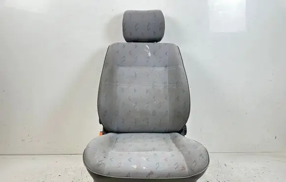 Volkswagen Transporter - Caravelle T4 Front driver seat 