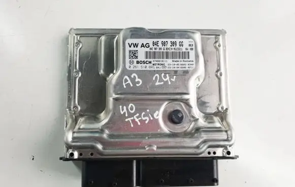 Audi A3 8Y Engine control unit/module 04E907309GG 0261S106R6