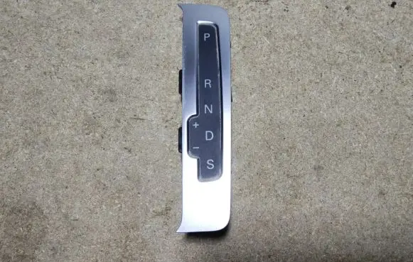 Audi Q5 SQ5 Gear shift selector indicator 8K2713463