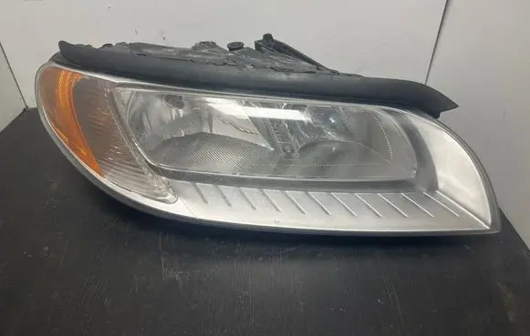 Volvo V70 Headlight/headlamp 31214352 6330200001