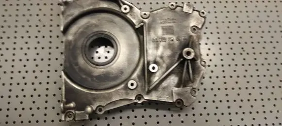Mercedes-Benz E W211 Timing chain cover A6420150901