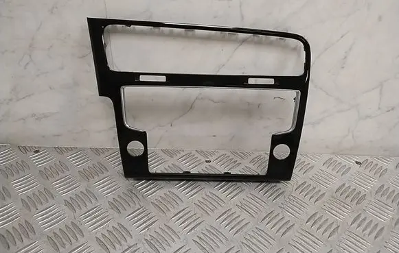 Volkswagen Golf VII Panel trim 5G1819743E