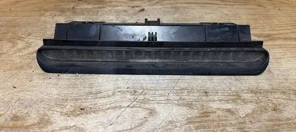 Volvo S70 V70 V70 XC Third/center stoplight 9151490