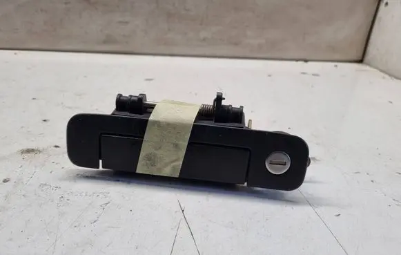 Audi 80 90 B3 Front door exterior handle 893837205A 443837205F