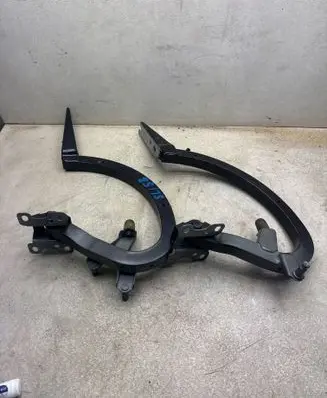 Audi A4 S4 B9 Tailgate/trunk/boot hinge 8w5827729
