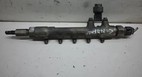 Mazda CX-7 Fuel main line pipe