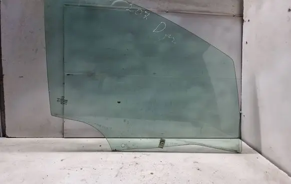 Peugeot 207 Front door window glass four-door DOT39AS2M33 E000189
