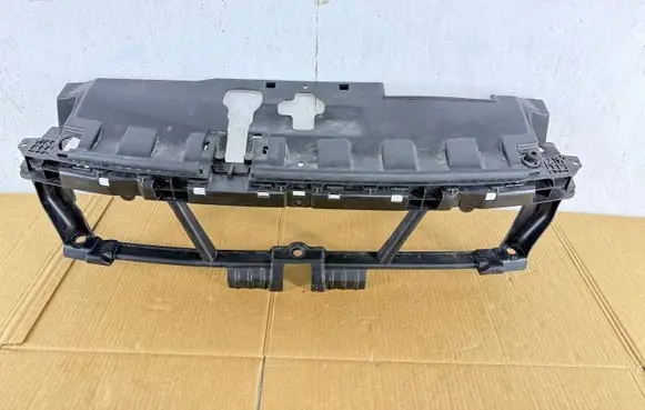 Peugeot 308 Top upper radiator support slam panel 9817230777