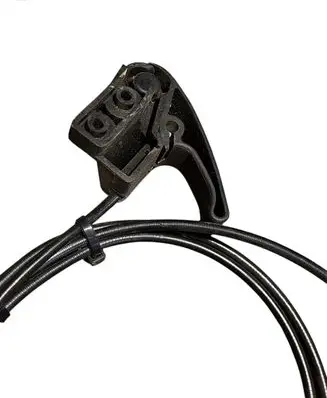 Volkswagen PASSAT B5 Engine bonnet (hood) release handle 1H1823533