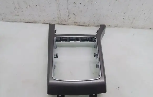 Opel Astra H Gear shifter surround trim plastic